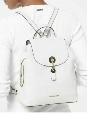 🌺HP🌺EUC GORGEOUS MICHAEL KORS White Pebbled Leather Backpack with Gold Accent🌺